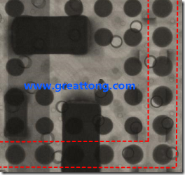 BGA錫球尺寸小于0.4mm，采用降低BGA內圍襲球的錫膏量所得到X-Ray，稍微留意一下可以發現最外圈的錫量(圓的直徑)比其他內圍的錫球上的錫量來得多一點點。也就是外圈的黑色圓形直徑比內圈的圓形來得大一點點。