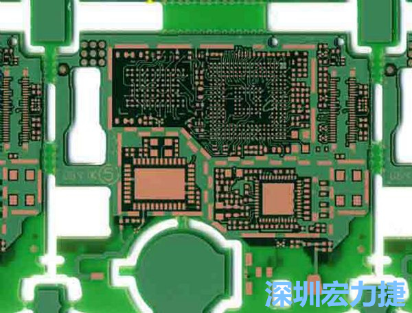 在產品極度要求小型化設計時，可利用HDI板材壓縮主板面積，同時具減輕重量優點。